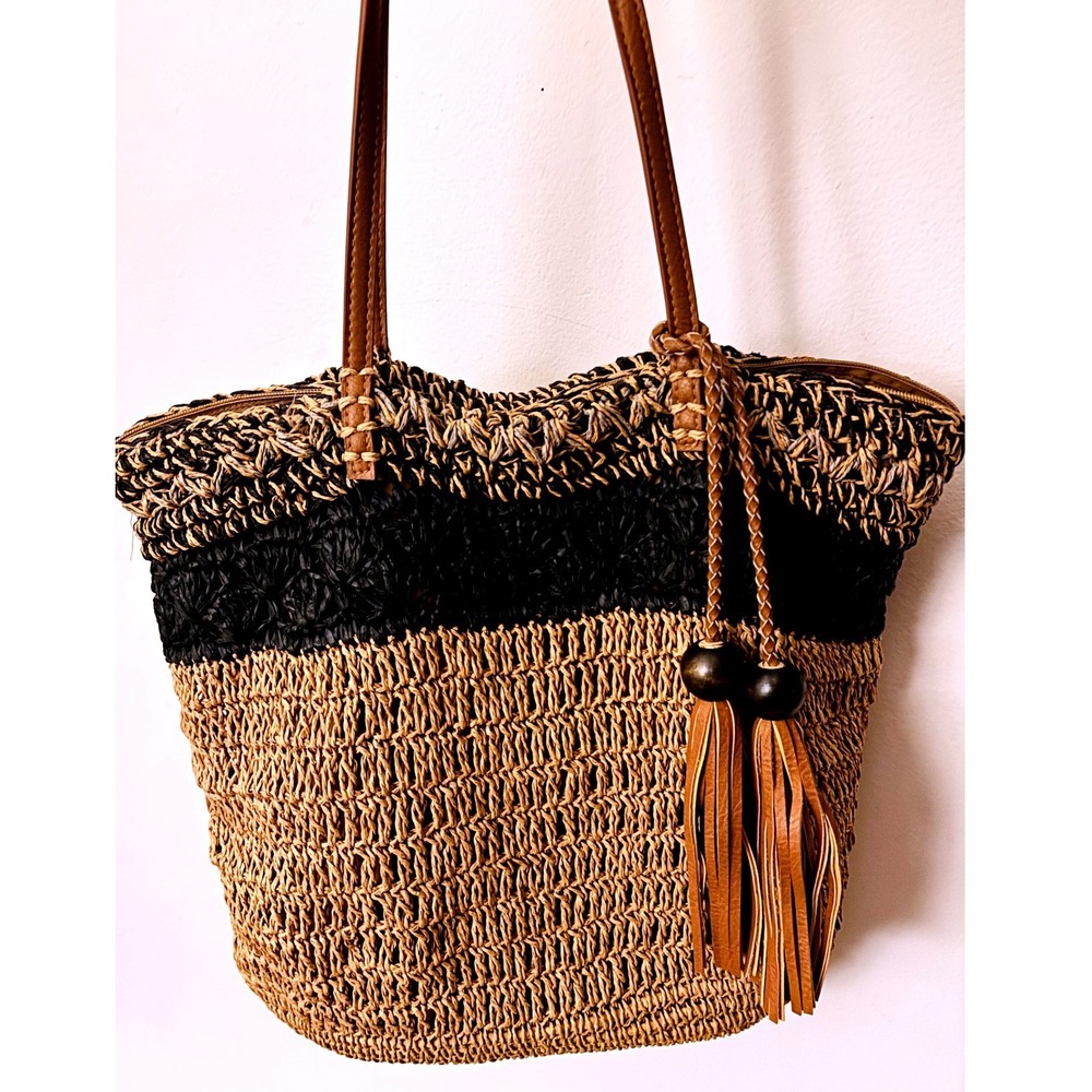 Simple Living Woven Straw Tote Bag Black Tan Colorblock Tassel Shoulder Bag